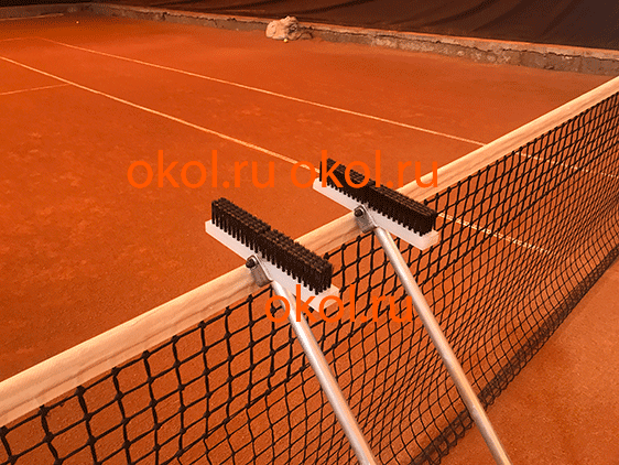 Щётка на теннисный корт